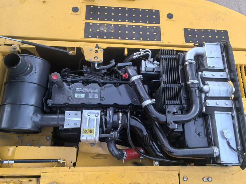 Excavadora de cadenas Komatsu PC240LC-8: foto 16 Excavadora de cadenas Komatsu PC240LC-8: foto 16