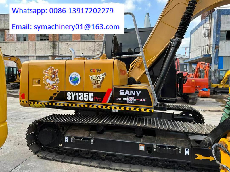 Excavadora de cadenas Sany SY135C: foto 12