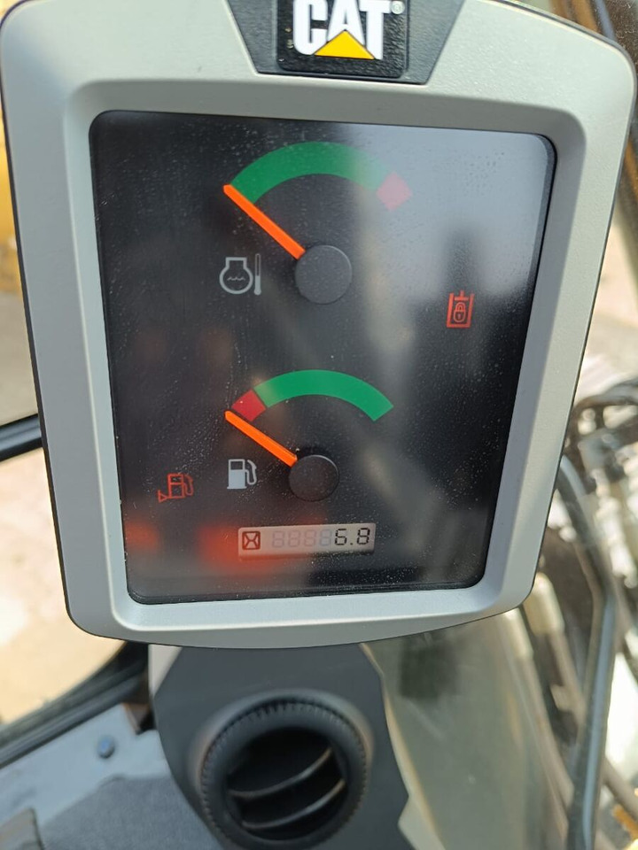 New Caterpillar 320D3GC tracked excavator - Excavadora de cadenas: foto 3 New Caterpillar 320D3GC tracked excavator - Excavadora de cadenas: foto 3