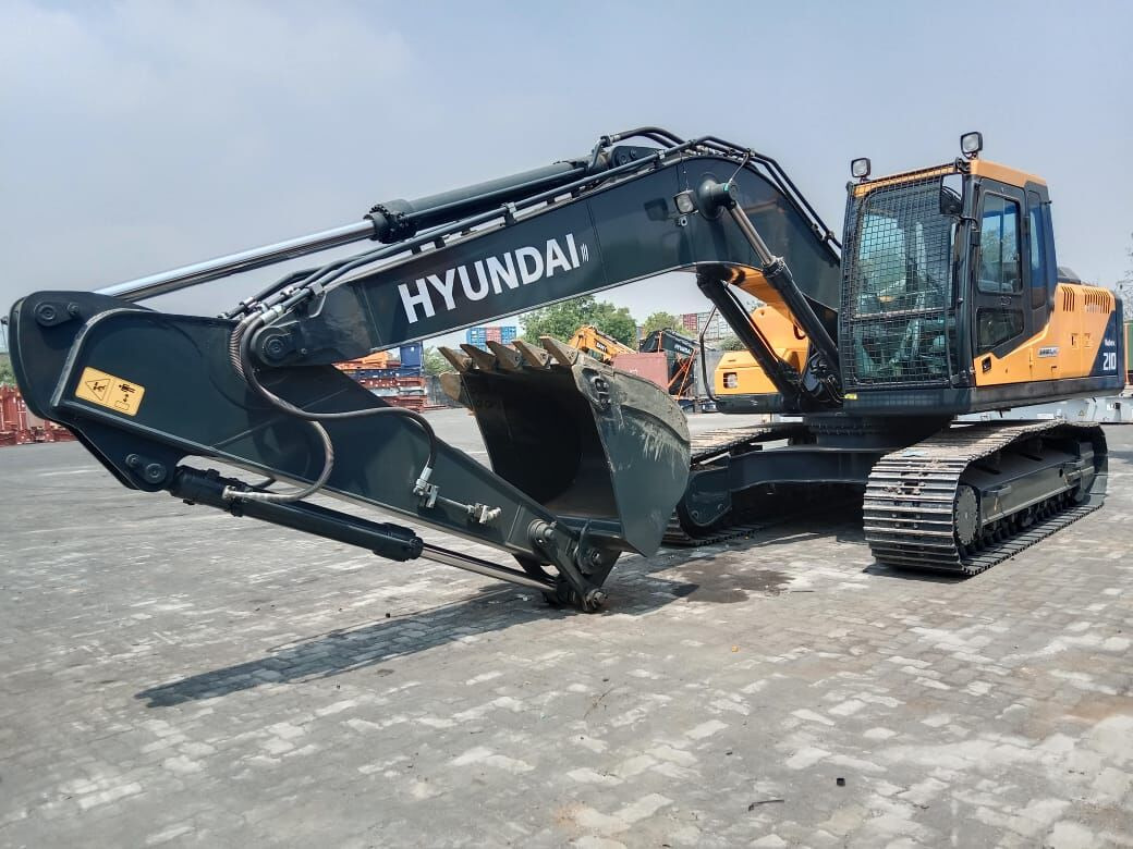 New Hyundai R210 tracked excavator - Excavadora de cadenas: foto 2 New Hyundai R210 tracked excavator - Excavadora de cadenas: foto 2
