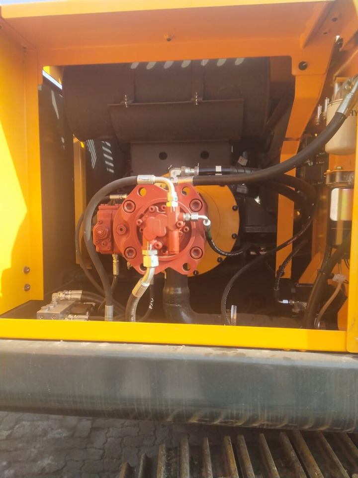 New Hyundai R210 tracked excavator - Excavadora de cadenas: foto 2 New Hyundai R210 tracked excavator - Excavadora de cadenas: foto 2