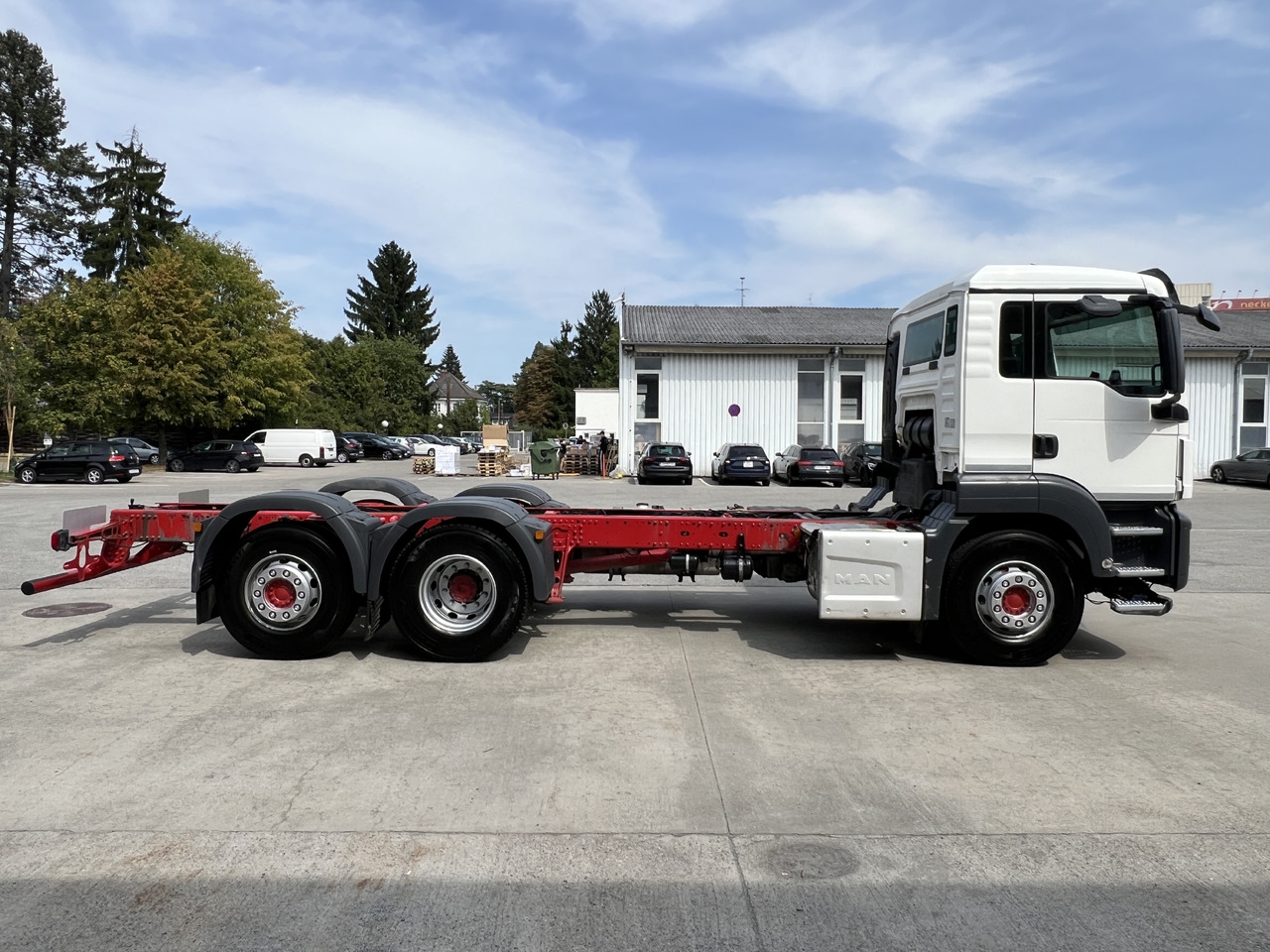 MAN TGS 26 510 Lenk-Liftachse | Retarder | Klima - Camión chasis: foto 3 MAN TGS 26 510 Lenk-Liftachse | Retarder | Klima - Camión chasis: foto 3
