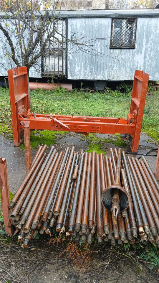 DITCH WITCH P80 Rod Pusher – “T-Bar” + Back Brace - Perforadora direccional horizontal: foto 2 DITCH WITCH P80 Rod Pusher – “T-Bar” + Back Brace - Perforadora direccional horizontal: foto 2