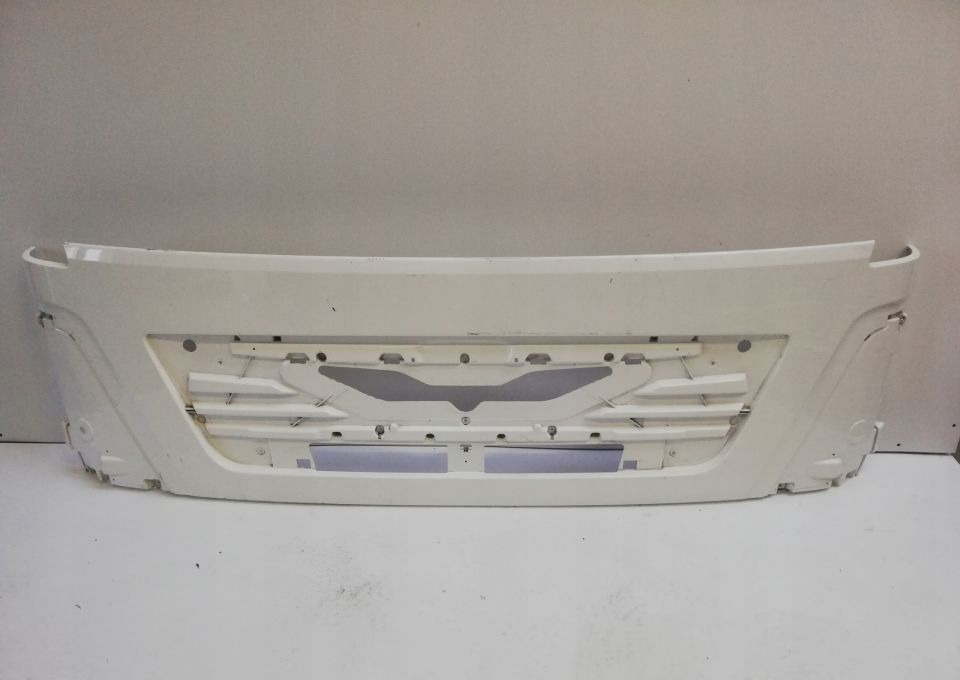 ATRAPA MASKA MAN TGL E6 ORYGINAL 81.611106104 - Capota para Camión: foto 1 ATRAPA MASKA MAN TGL E6 ORYGINAL 81.611106104 - Capota para Camión: foto 1