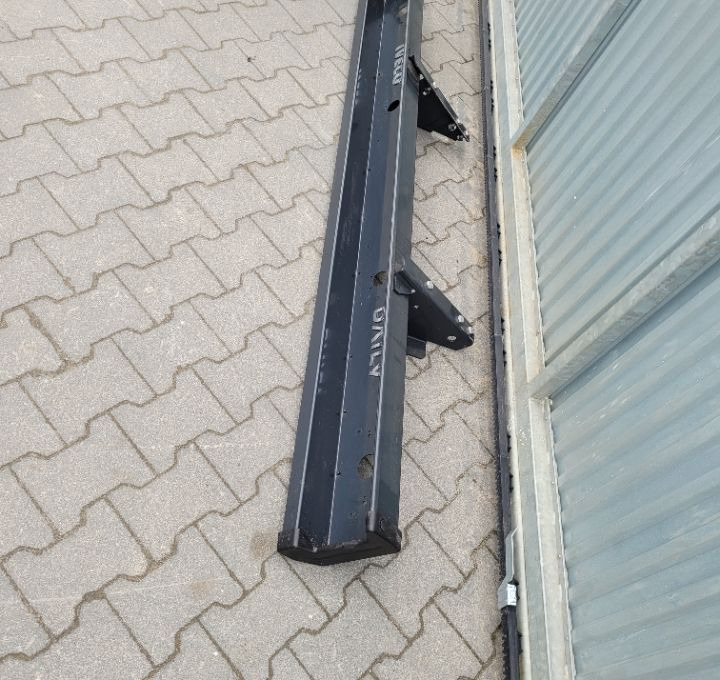 BELKA ZDERZAKA IVECO DAILY NM. 5802852184 - Parachoques para Furgoneta: foto 2 BELKA ZDERZAKA IVECO DAILY NM. 5802852184 - Parachoques para Furgoneta: foto 2