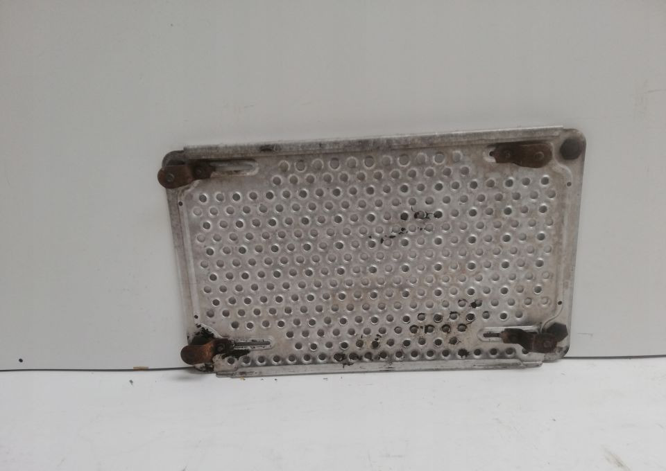 BLACHA PODEST OSŁONA DAF XF CF 73X44CM. - Sistema de escape para Camión: foto 2 BLACHA PODEST OSŁONA DAF XF CF 73X44CM. - Sistema de escape para Camión: foto 2