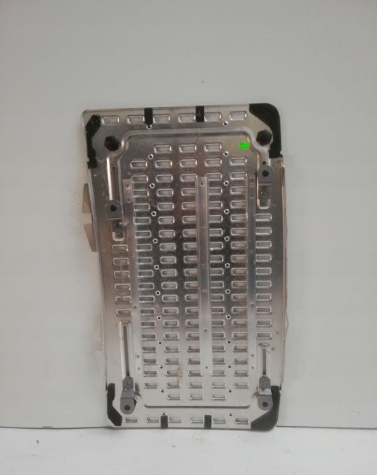 BLACHA PODEST OSŁONA DAF XF CF 87x49CM. - Sistema de escape para Camión: foto 2 BLACHA PODEST OSŁONA DAF XF CF 87x49CM. - Sistema de escape para Camión: foto 2