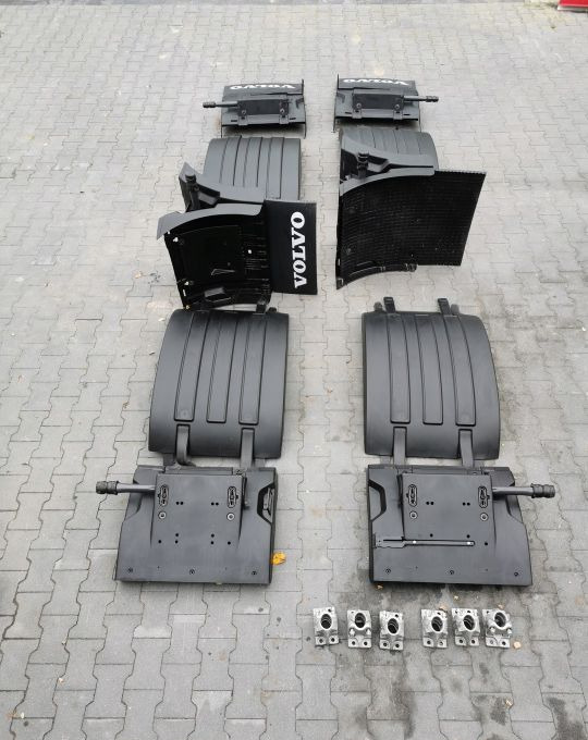 Guardabarros nuevo BŁOTNIKI NADKOLE 2 OS VOLVO FH4 NOWY ORYGINAŁ: foto 1