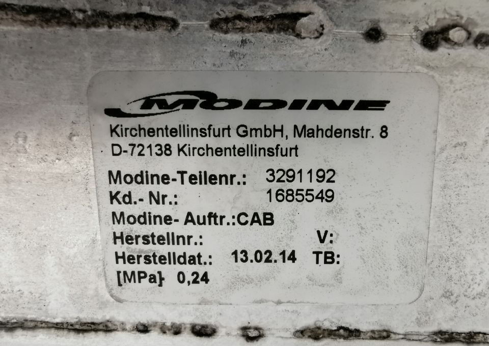 CHŁODNICA INTERCOOLER DAF CF 1685549 - Intercooler para Camión: foto 3 CHŁODNICA INTERCOOLER DAF CF 1685549 - Intercooler para Camión: foto 3