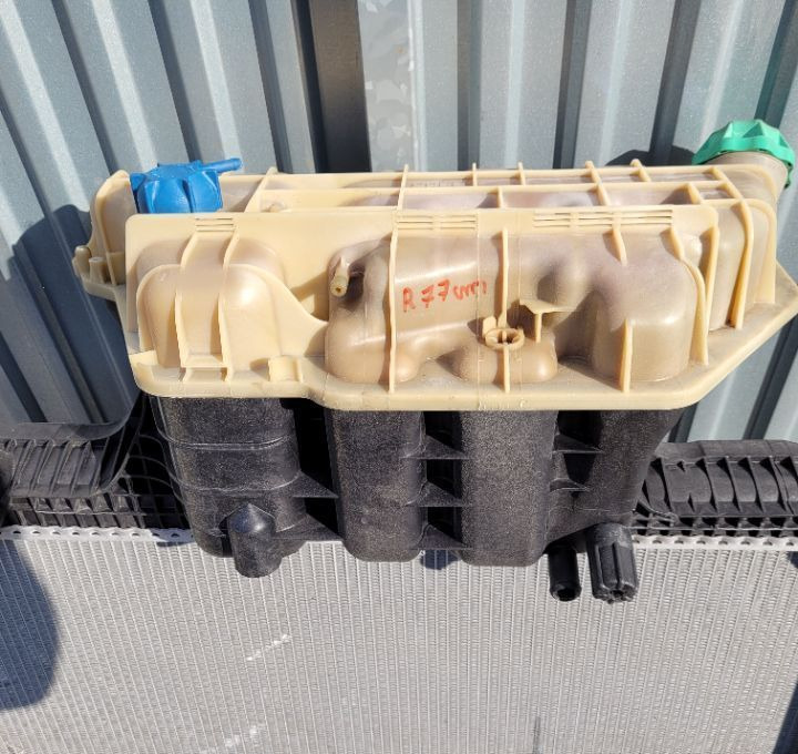 CHŁODNICA MAN TGS TGA RDZEN 77CM 81.06100-6656 - Sistema de refrigeración para Camión: foto 3 CHŁODNICA MAN TGS TGA RDZEN 77CM 81.06100-6656 - Sistema de refrigeración para Camión: foto 3