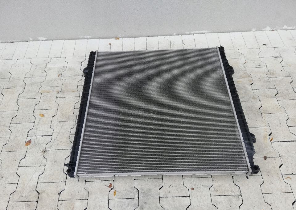 Chłodnica wody MAN TGX euro6 - Radiador para Camión: foto 2 Chłodnica wody MAN TGX euro6 - Radiador para Camión: foto 2