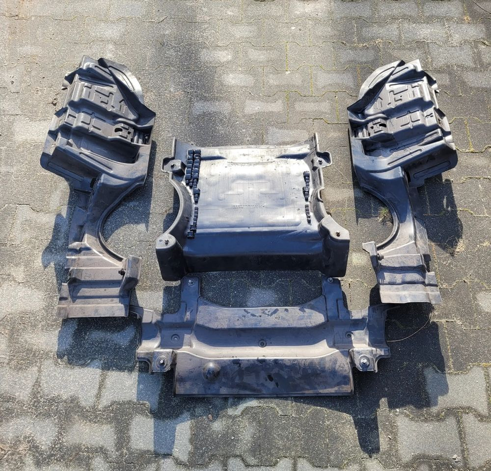 EKOLOGIA OSŁONA MECRDES ACTROS MP4 A9605201055 ORYGINAŁ CHWALIM116 - Carrocería y exterior para Camión: foto 1 EKOLOGIA OSŁONA MECRDES ACTROS MP4 A9605201055 ORYGINAŁ CHWALIM116 - Carrocería y exterior para Camión: foto 1