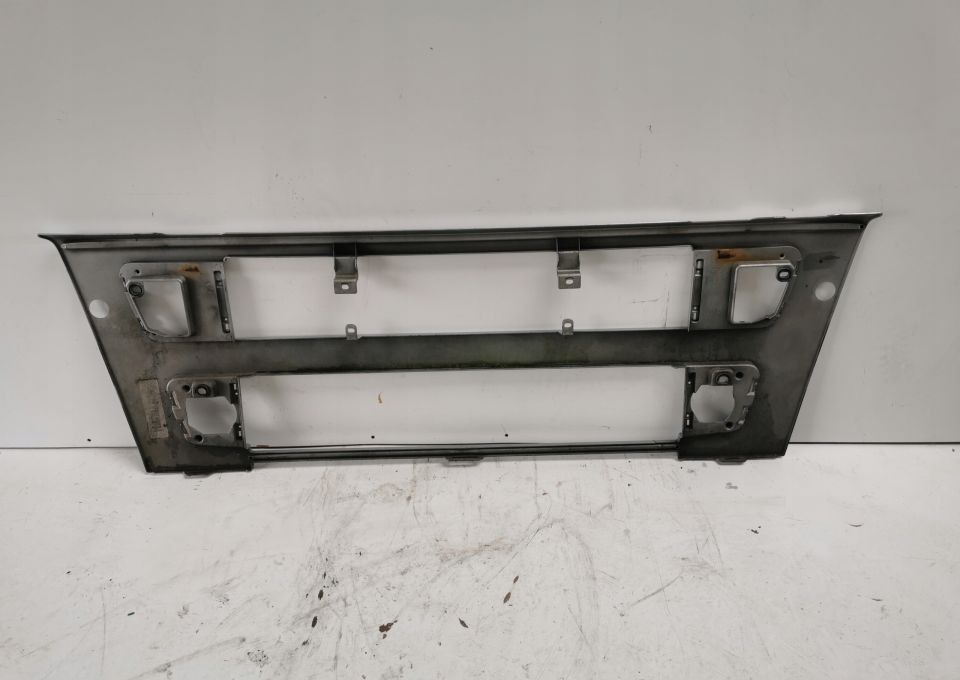 GRILL ATRAPA VOLVO Fh12 ORYGINAŁ - Parrilla para Camión: foto 5 GRILL ATRAPA VOLVO Fh12 ORYGINAŁ - Parrilla para Camión: foto 5