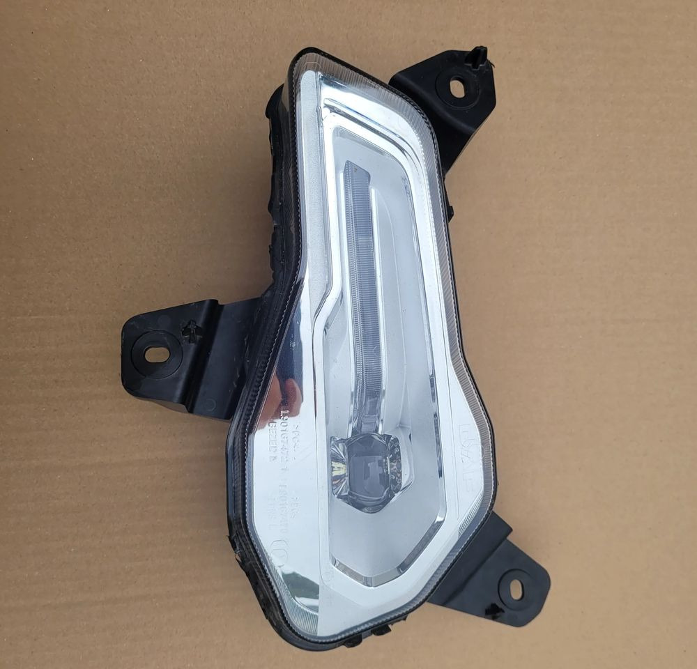 HALOGENY DAF XG XD ORYGINAŁ LED CHWALIM116 - Luz/ Iluminación para Camión: foto 2 HALOGENY DAF XG XD ORYGINAŁ LED CHWALIM116 - Luz/ Iluminación para Camión: foto 2