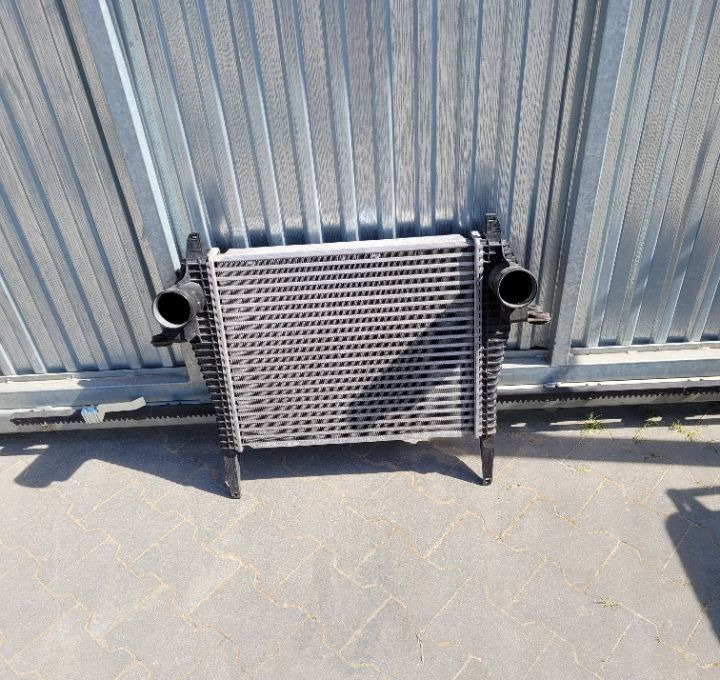 INTERCOOLER IVECO EUROCARGO E6. 504289364 - Intercooler para Camión: foto 1 INTERCOOLER IVECO EUROCARGO E6. 504289364 - Intercooler para Camión: foto 1