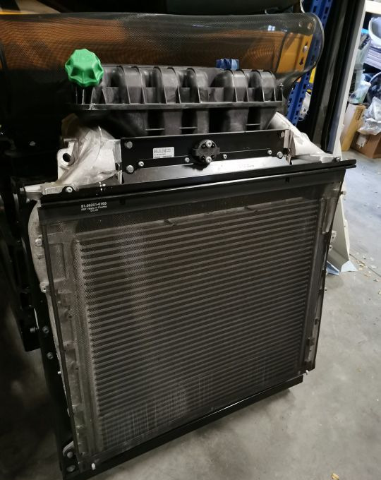 INTERCOOLER MAN TGX TGS NOWY MODEL - Intercooler: foto 1 INTERCOOLER MAN TGX TGS NOWY MODEL - Intercooler: foto 1