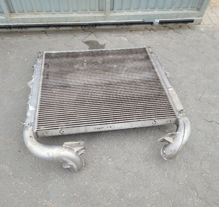 INTERCOOLER SCANIA R OM 1949827 Chwalim116 - Intercooler para Camión: foto 2 INTERCOOLER SCANIA R OM 1949827 Chwalim116 - Intercooler para Camión: foto 2