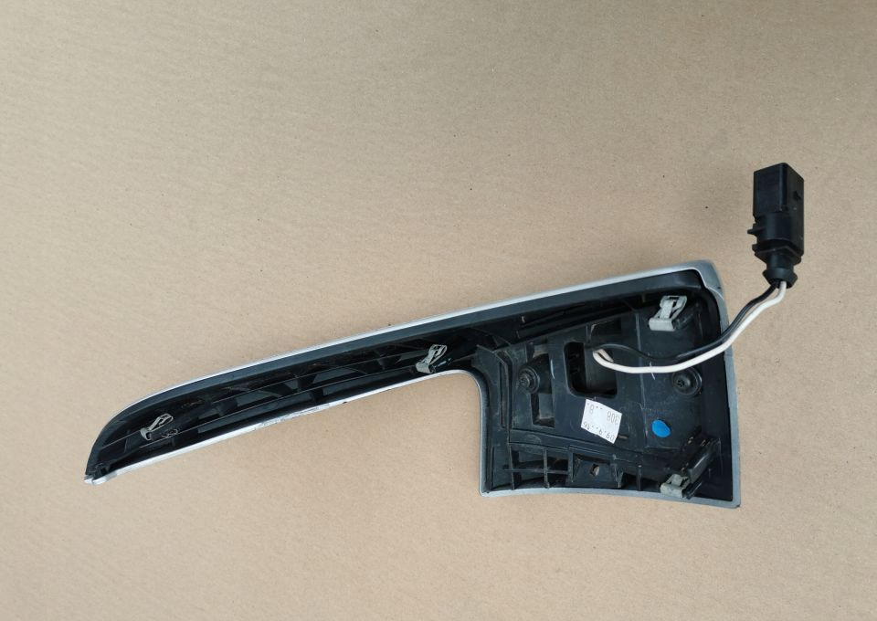 KIERUNKOWSKAZ VOLVO FM 82462033 RH. E6. - Luz direccional para Camión: foto 2 KIERUNKOWSKAZ VOLVO FM 82462033 RH. E6. - Luz direccional para Camión: foto 2