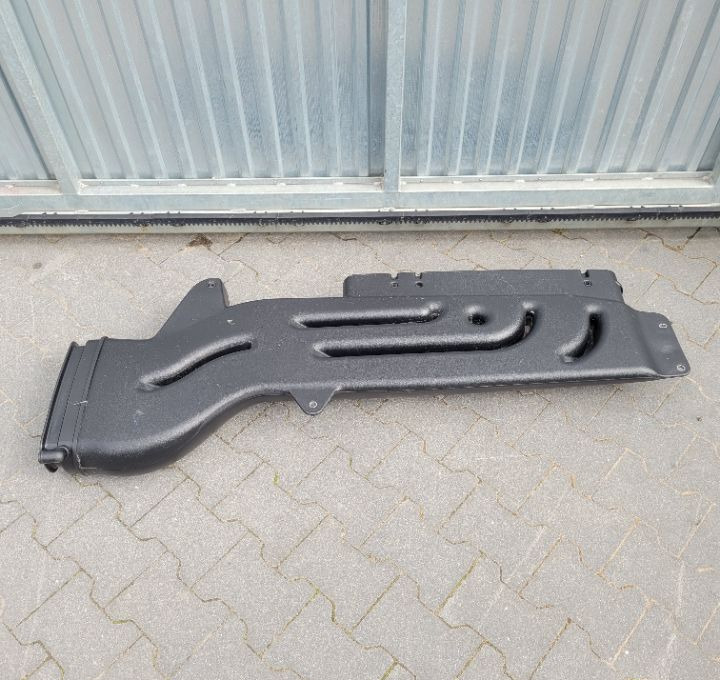 KOMIN MAN TGL E6 MAHLE 70550700 - Carrocería y exterior para Camión: foto 2 KOMIN MAN TGL E6 MAHLE 70550700 - Carrocería y exterior para Camión: foto 2