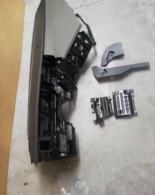 KONSOLA DESKA VOLVO FH4 - Salpicadero para Camión: foto 2 KONSOLA DESKA VOLVO FH4 - Salpicadero para Camión: foto 2