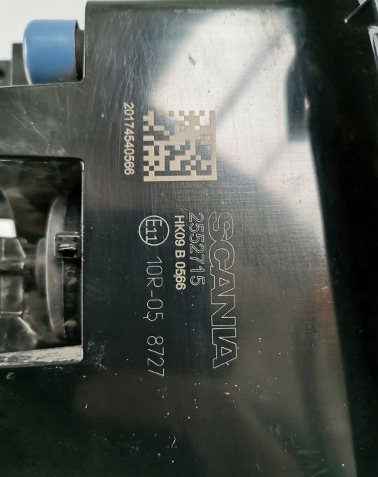 LAMPA HALOGEN SCANIA OM 2552715 - Faro delantero para Camión: foto 2 LAMPA HALOGEN SCANIA OM 2552715 - Faro delantero para Camión: foto 2