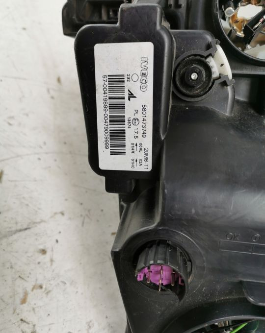 LAMPA IVECO IVECO DAILY ORYGINAŁ PRAWA - Faro delantero para Furgoneta: foto 5 LAMPA IVECO IVECO DAILY ORYGINAŁ PRAWA - Faro delantero para Furgoneta: foto 5