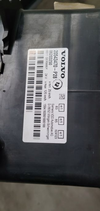 LICZNIK VOLVO FH FM 20543470 - Salpicadero para Camión: foto 2 LICZNIK VOLVO FH FM 20543470 - Salpicadero para Camión: foto 2