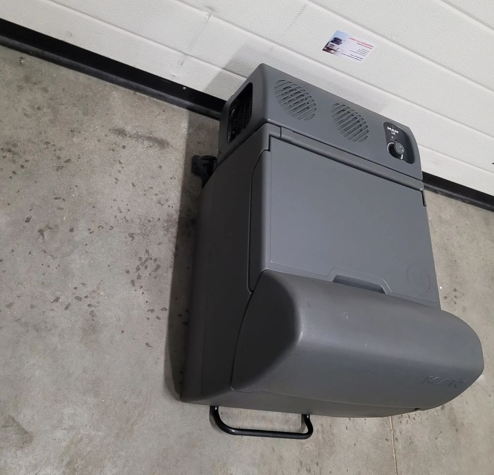 LODÓWKA MAN TGX TGS TGM TGL SPRAWNA GW. CHWALIM116 - Carrocería y exterior para Camión: foto 2 LODÓWKA MAN TGX TGS TGM TGL SPRAWNA GW. CHWALIM116 - Carrocería y exterior para Camión: foto 2