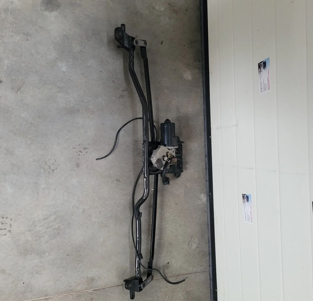 MECHANIZM WYCIERACZEK RENAULT RANGE T GAMA ORYGINAŁ CHWALIM116 - Limpiaparabrisas para Camión: foto 4 MECHANIZM WYCIERACZEK RENAULT RANGE T GAMA ORYGINAŁ CHWALIM116 - Limpiaparabrisas para Camión: foto 4