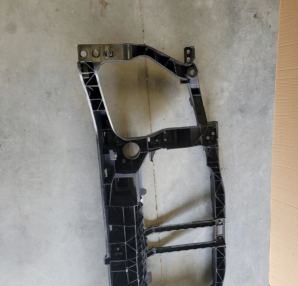 PAS PRZÓD WZMOCNIENIE RENAULT MASTER NM.ORYGINAŁ 625000232R CHWALIM116 - Carrocería y exterior para Furgoneta: foto 4 PAS PRZÓD WZMOCNIENIE RENAULT MASTER NM.ORYGINAŁ 625000232R CHWALIM116 - Carrocería y exterior para Furgoneta: foto 4