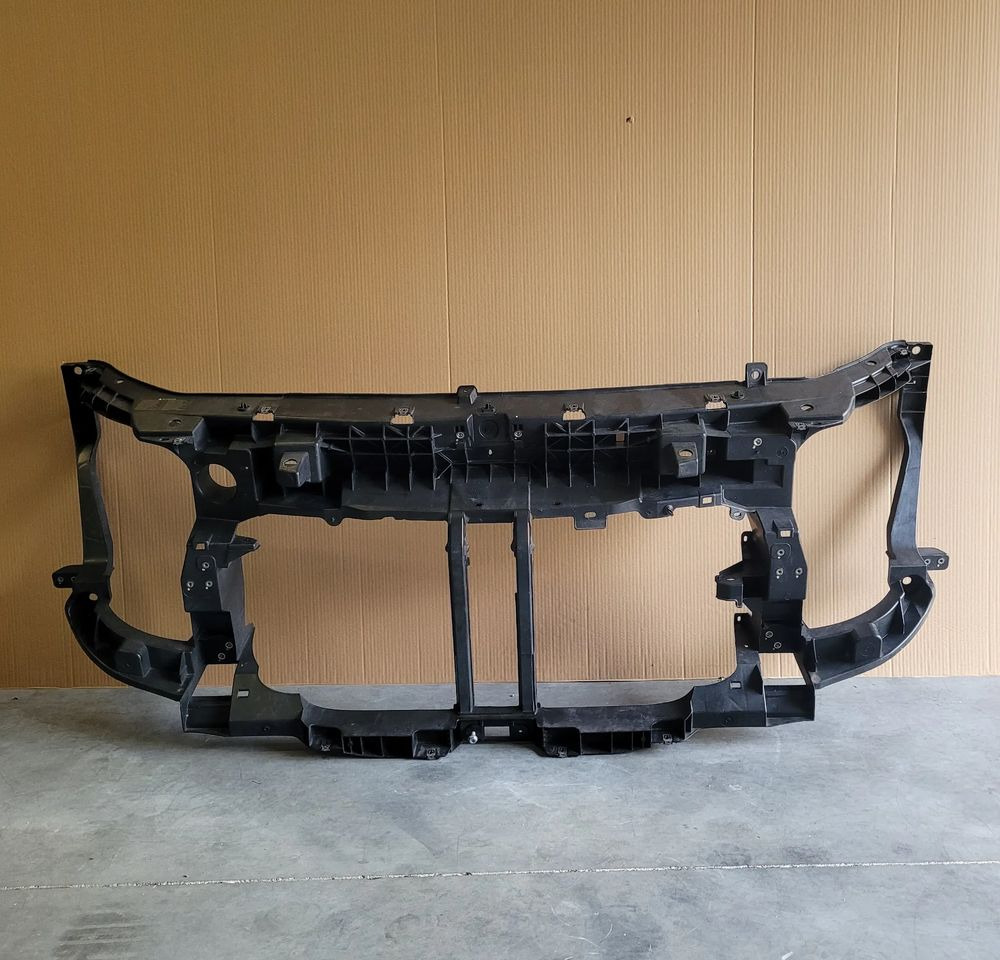 PAS PRZÓD WZMOCNIENIE RENAULT MASTER NM.ORYGINAŁ 625000232R CHWALIM116 - Carrocería y exterior para Furgoneta: foto 1 PAS PRZÓD WZMOCNIENIE RENAULT MASTER NM.ORYGINAŁ 625000232R CHWALIM116 - Carrocería y exterior para Furgoneta: foto 1