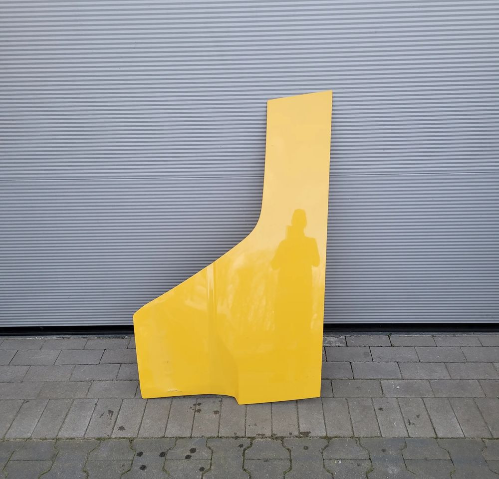 PRZEDŁUŻENIE DRZWI DAF XG PRAWE USZKODZONE CHWALIM116 - Puerta y piezas para Camión: foto 1 PRZEDŁUŻENIE DRZWI DAF XG PRAWE USZKODZONE CHWALIM116 - Puerta y piezas para Camión: foto 1