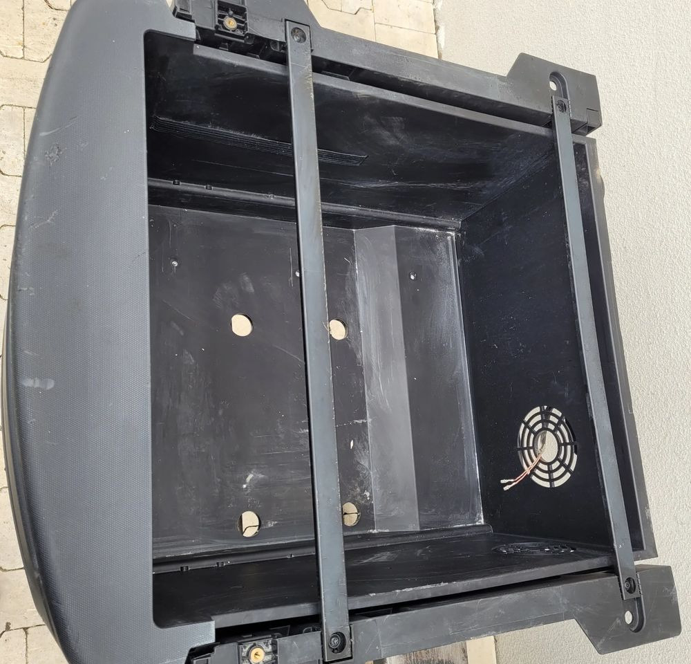 SCHOWEK LODOWKI RENAULT RANGE T 82313425 wysoka kabina - Cabina e interior para Camión: foto 4 SCHOWEK LODOWKI RENAULT RANGE T 82313425 wysoka kabina - Cabina e interior para Camión: foto 4