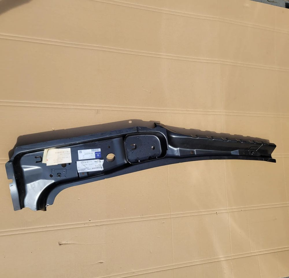 SŁUPEK  KABINY MERCEDES ACTROS MP4 MP5 NOWY ORYGINAŁ RH CHWALIM116 A9606300406 - Carrocería y exterior para Camión: foto 2 SŁUPEK  KABINY MERCEDES ACTROS MP4 MP5 NOWY ORYGINAŁ RH CHWALIM116 A9606300406 - Carrocería y exterior para Camión: foto 2