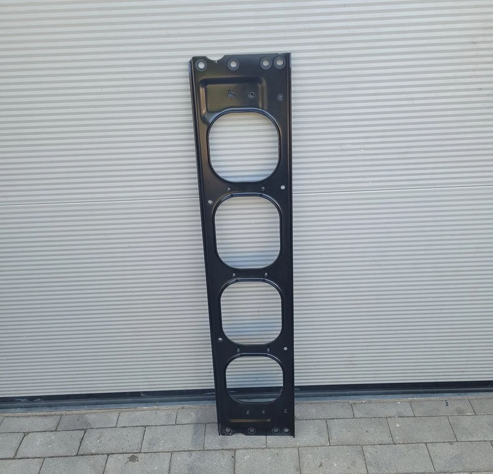 WAZMOCNIENIE POPRZECZNICA VOLVO FH4 FH5 NOWY ORYGINAŁ 21825534 - Carrocería y exterior para Camión: foto 2 WAZMOCNIENIE POPRZECZNICA VOLVO FH4 FH5 NOWY ORYGINAŁ 21825534 - Carrocería y exterior para Camión: foto 2