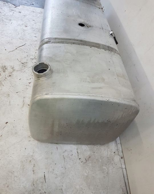 ZBIORNIK PALIWA DAF 1945568 690L 200X70X60 - Depósito de combustible para Camión: foto 3 ZBIORNIK PALIWA DAF 1945568 690L 200X70X60 - Depósito de combustible para Camión: foto 3