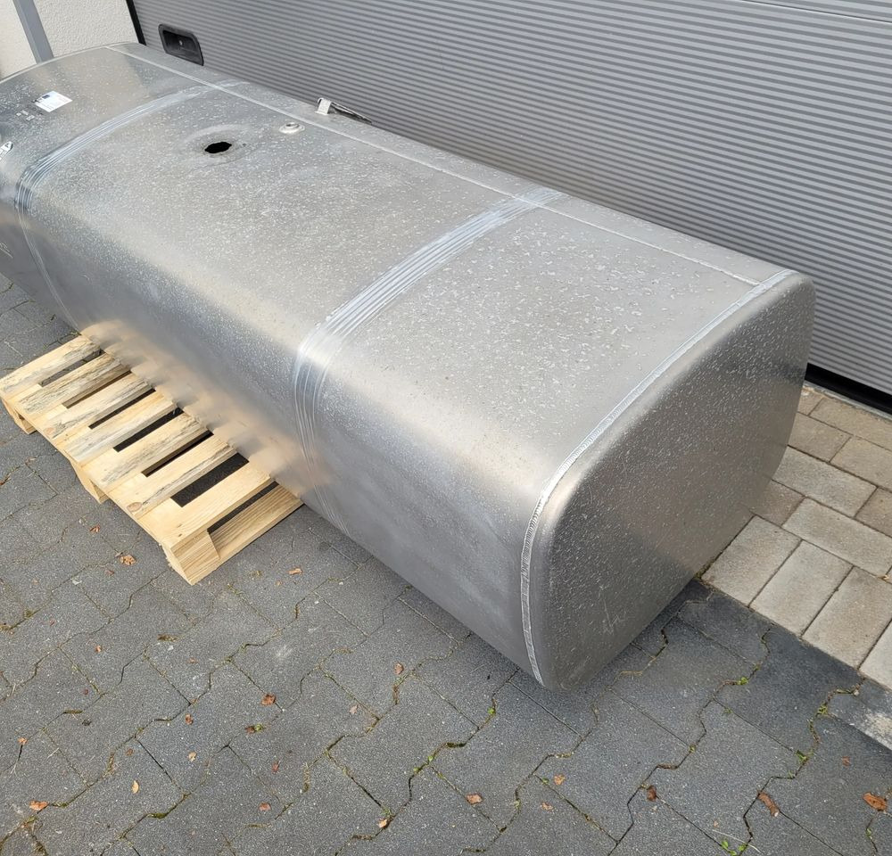 ZBIORNIK PALIWA DAF 2193146 600L 196X52X68 CHWALIM116 - Depósito de combustible para Camión: foto 2 ZBIORNIK PALIWA DAF 2193146 600L 196X52X68 CHWALIM116 - Depósito de combustible para Camión: foto 2