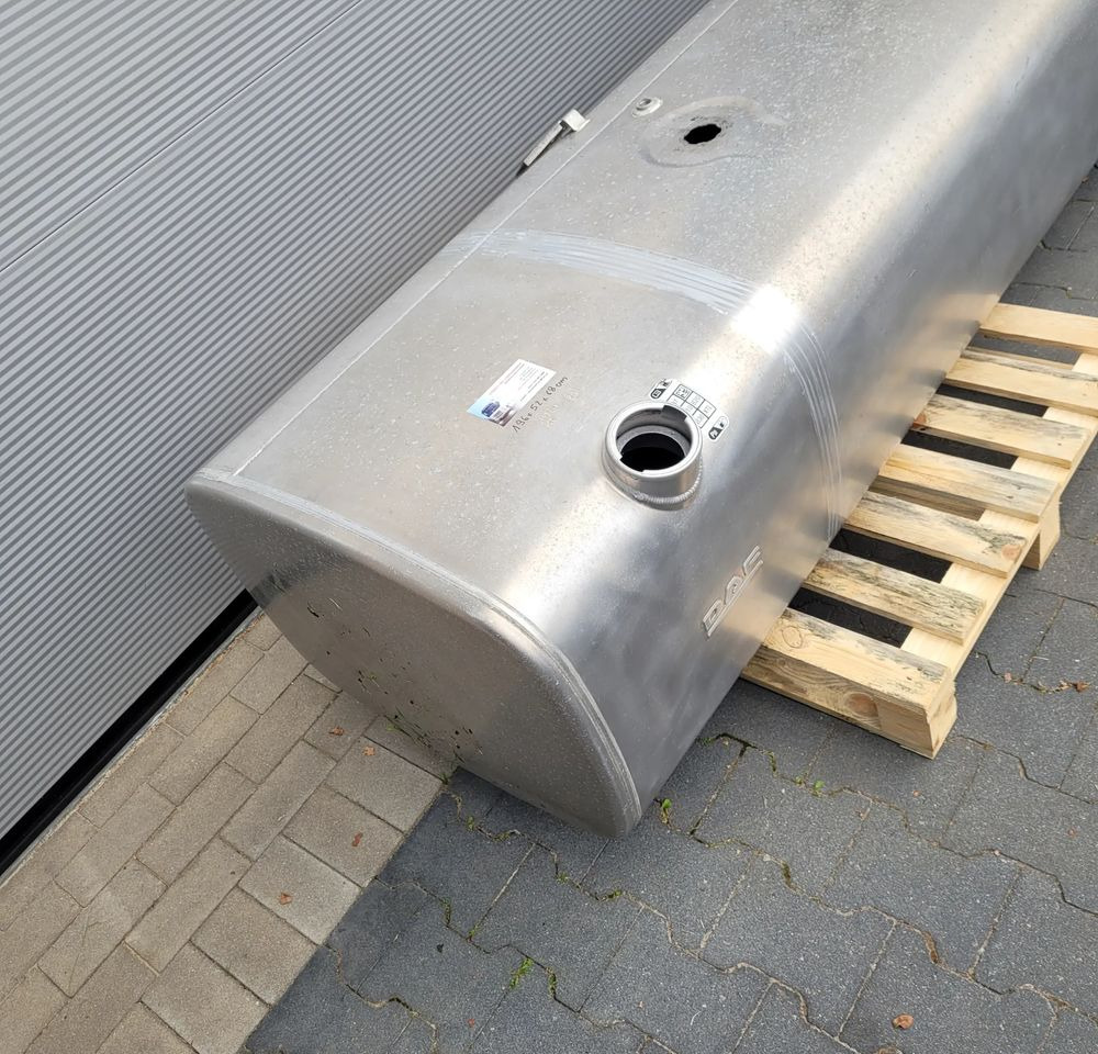 ZBIORNIK PALIWA DAF 2193146 600L 196X52X68 CHWALIM116 - Depósito de combustible para Camión: foto 3 ZBIORNIK PALIWA DAF 2193146 600L 196X52X68 CHWALIM116 - Depósito de combustible para Camión: foto 3