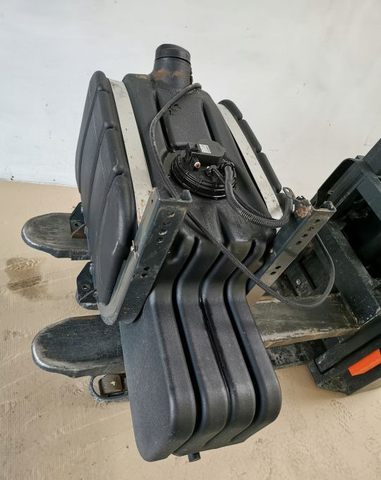 ZBIORNIK PALIWA IVECO EUROCARGO 504153101 - Depósito de combustible para Camión: foto 2 ZBIORNIK PALIWA IVECO EUROCARGO 504153101 - Depósito de combustible para Camión: foto 2