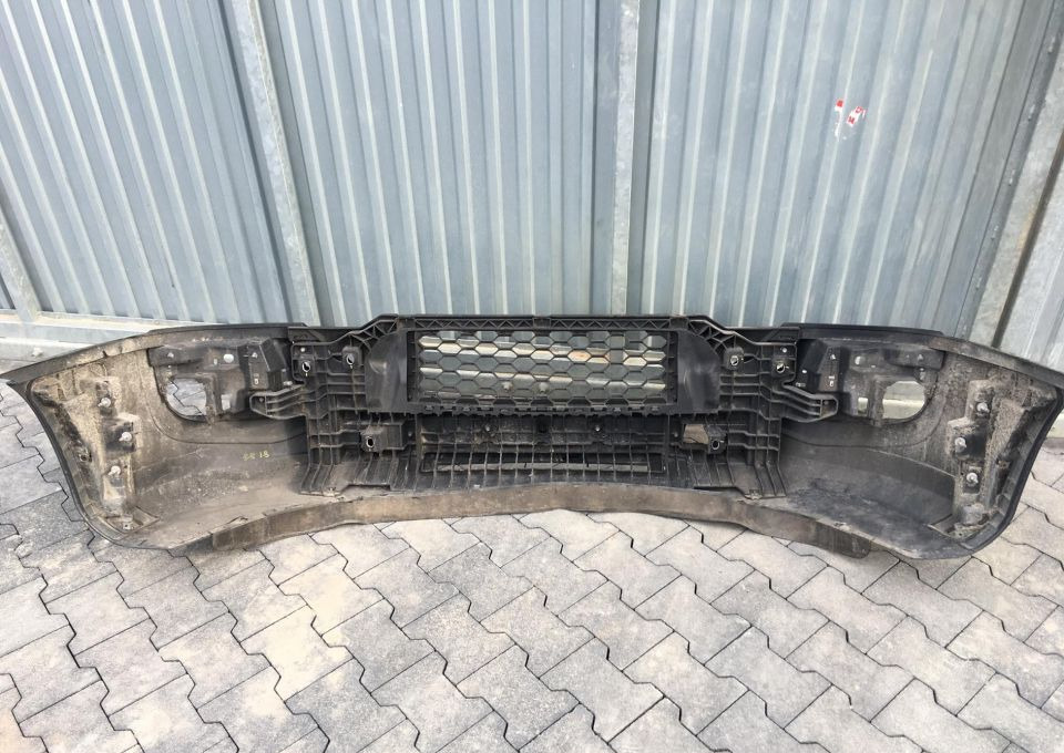 ZDERZAK IVECO DAILY NOWY MODEL WZMOCNIONY - Parachoques para Furgoneta: foto 2 ZDERZAK IVECO DAILY NOWY MODEL WZMOCNIONY - Parachoques para Furgoneta: foto 2