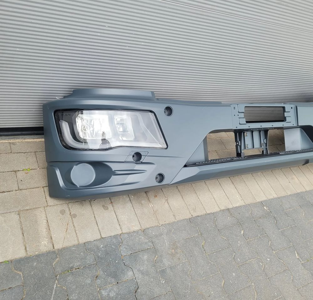 ZDERZAK MAN TGL NM. ORYGINAŁ CHWALIM116 - Parachoques para Camión: foto 3 ZDERZAK MAN TGL NM. ORYGINAŁ CHWALIM116 - Parachoques para Camión: foto 3