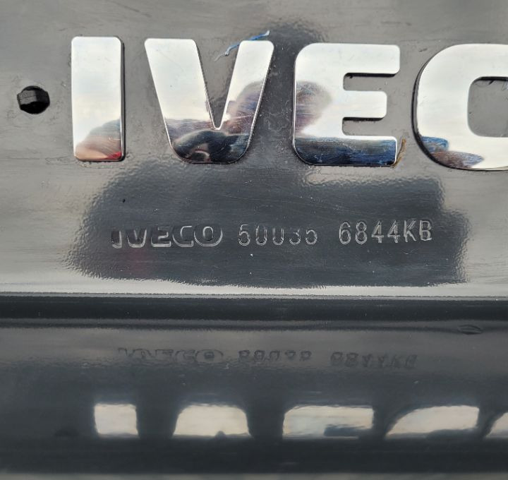 ZDERZAK TYL BELKA IVECO DAILY NM. ORYGINAL 500356844kb - Parachoques para Furgoneta: foto 4 ZDERZAK TYL BELKA IVECO DAILY NM. ORYGINAL 500356844kb - Parachoques para Furgoneta: foto 4