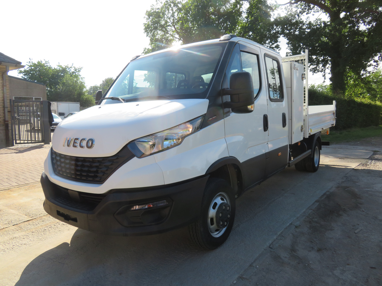 Iveco Daily 35C16 3.0 Dubbel cabine - Kipper - Furgoneta, Furgoneta combi: foto 3 Iveco Daily 35C16 3.0 Dubbel cabine - Kipper - Furgoneta, Furgoneta combi: foto 3