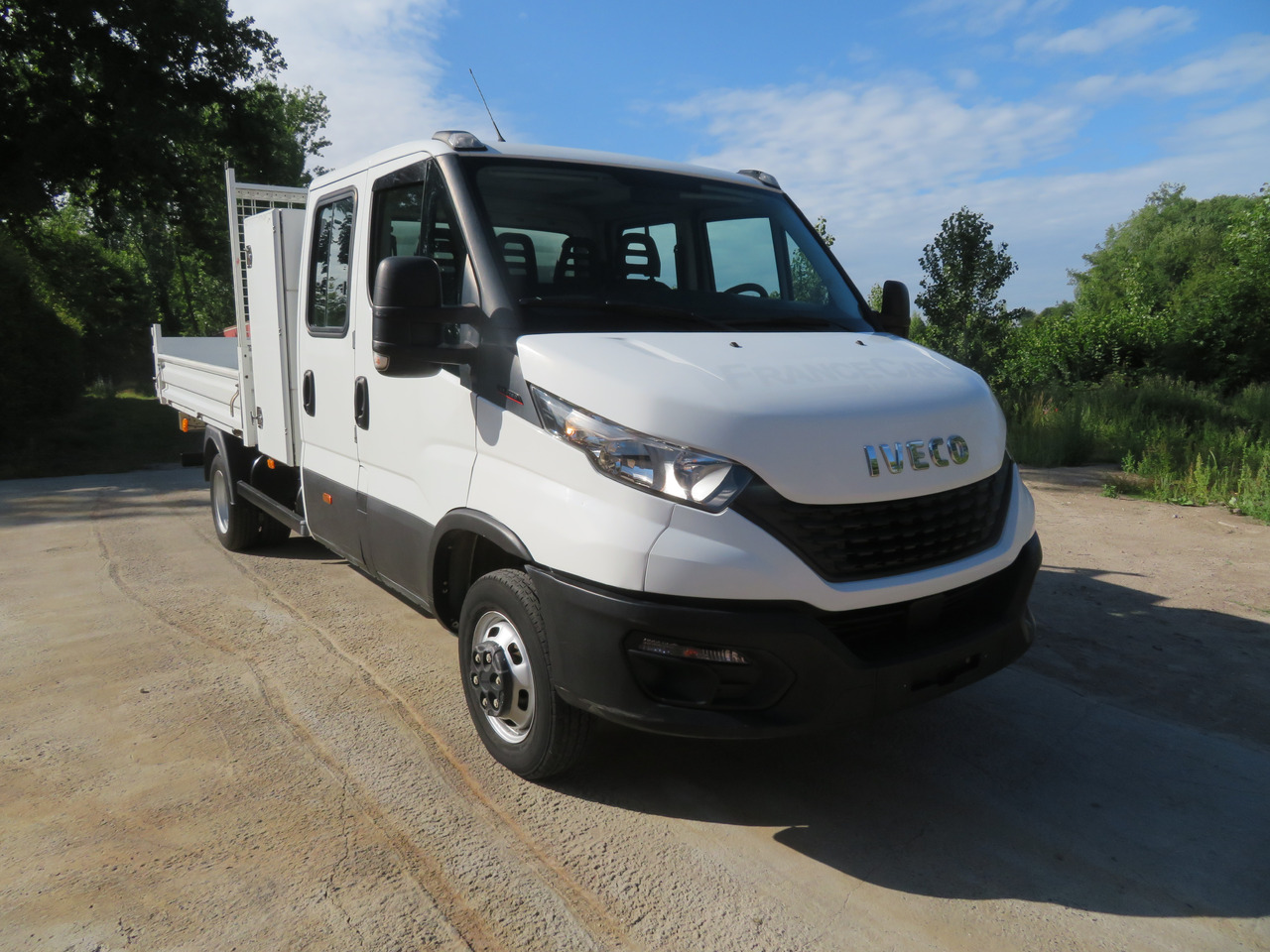 Iveco Daily 35C16 3.0 Dubbel cabine - Kipper - Furgoneta, Furgoneta combi: foto 1 Iveco Daily 35C16 3.0 Dubbel cabine - Kipper - Furgoneta, Furgoneta combi: foto 1