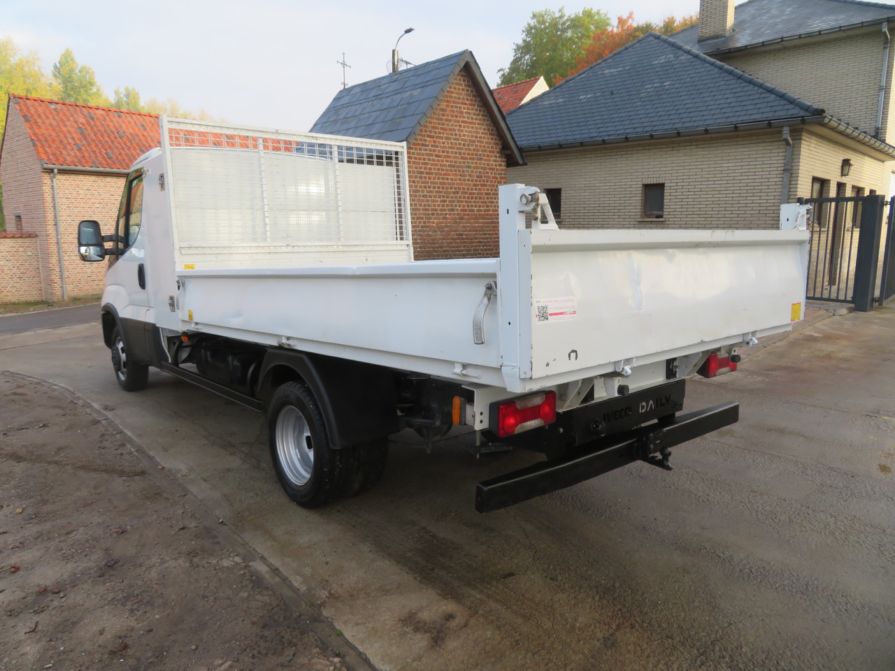 Iveco Daily 35C16 3.0 - L3 - Kipper - Furgoneta basculante: foto 5 Iveco Daily 35C16 3.0 - L3 - Kipper - Furgoneta basculante: foto 5