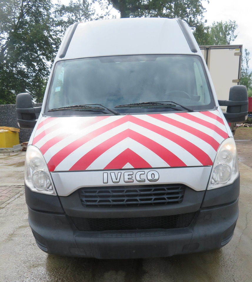 Iveco Daily 50C15 - Furgón: foto 3 Iveco Daily 50C15 - Furgón: foto 3
