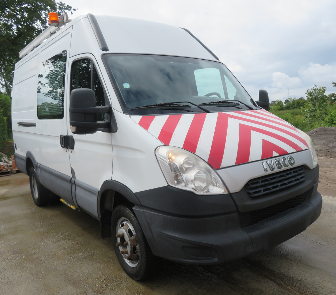 Iveco Daily 50C15 - Furgón: foto 2 Iveco Daily 50C15 - Furgón: foto 2