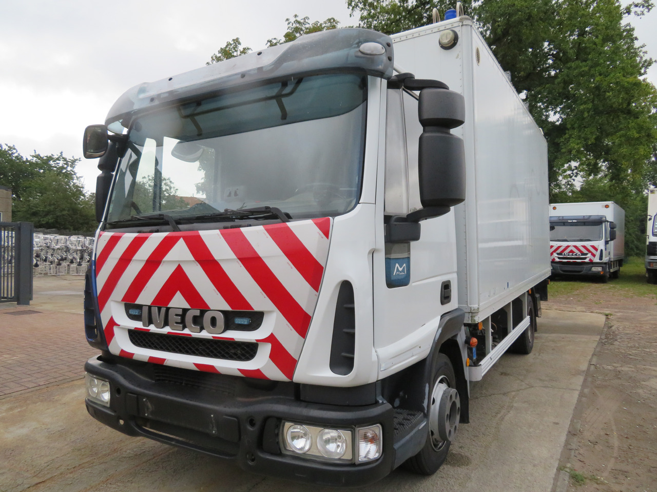 Iveco Eurocargo ML90E18 Bakwagen - Camión caja cerrada: foto 3 Iveco Eurocargo ML90E18 Bakwagen - Camión caja cerrada: foto 3