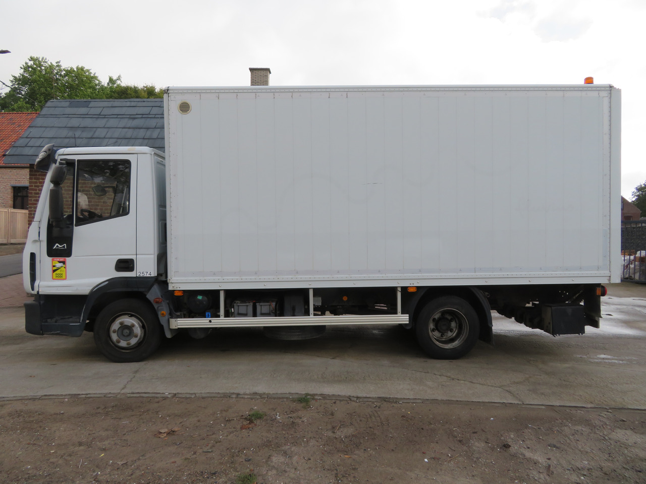 Iveco Eurocargo ML90E18 Bakwagen - Camión caja cerrada: foto 4 Iveco Eurocargo ML90E18 Bakwagen - Camión caja cerrada: foto 4