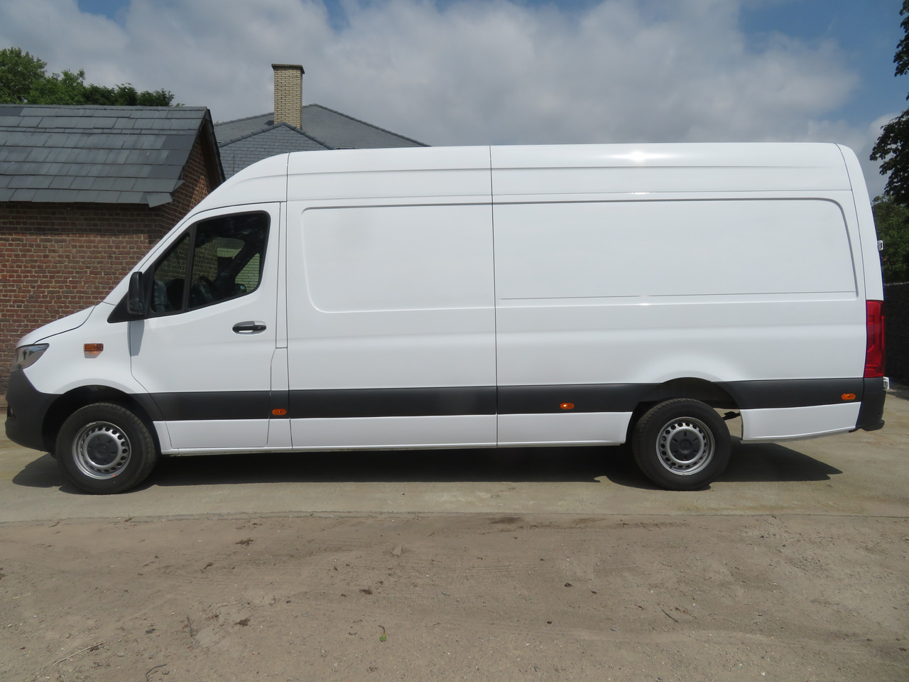 MERCEDES-BENZ Sprinter 317cdi - A3H2 - Furgón: foto 4 MERCEDES-BENZ Sprinter 317cdi - A3H2 - Furgón: foto 4